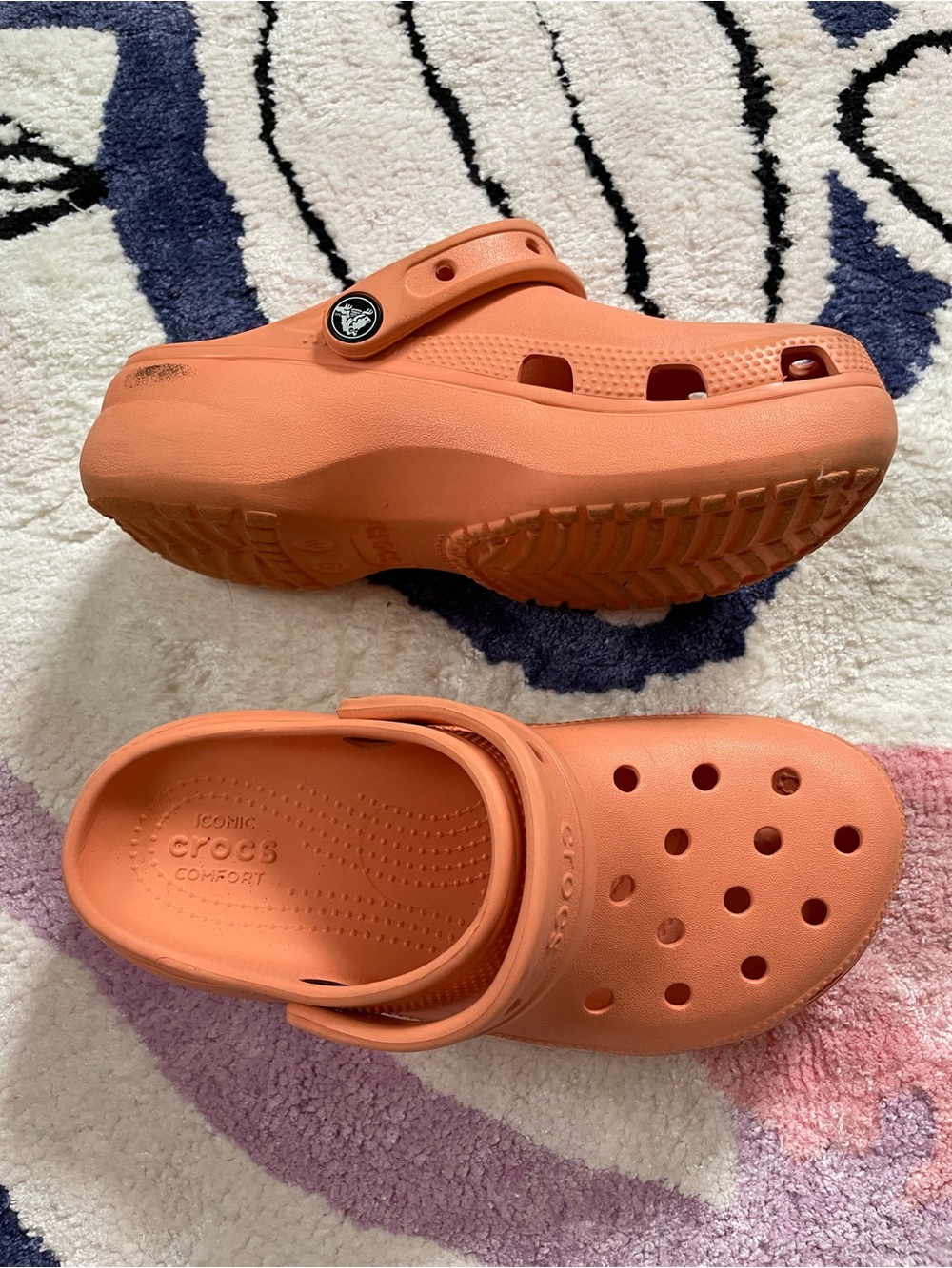 Crocs classic platform clog peachy orange women's size 6
